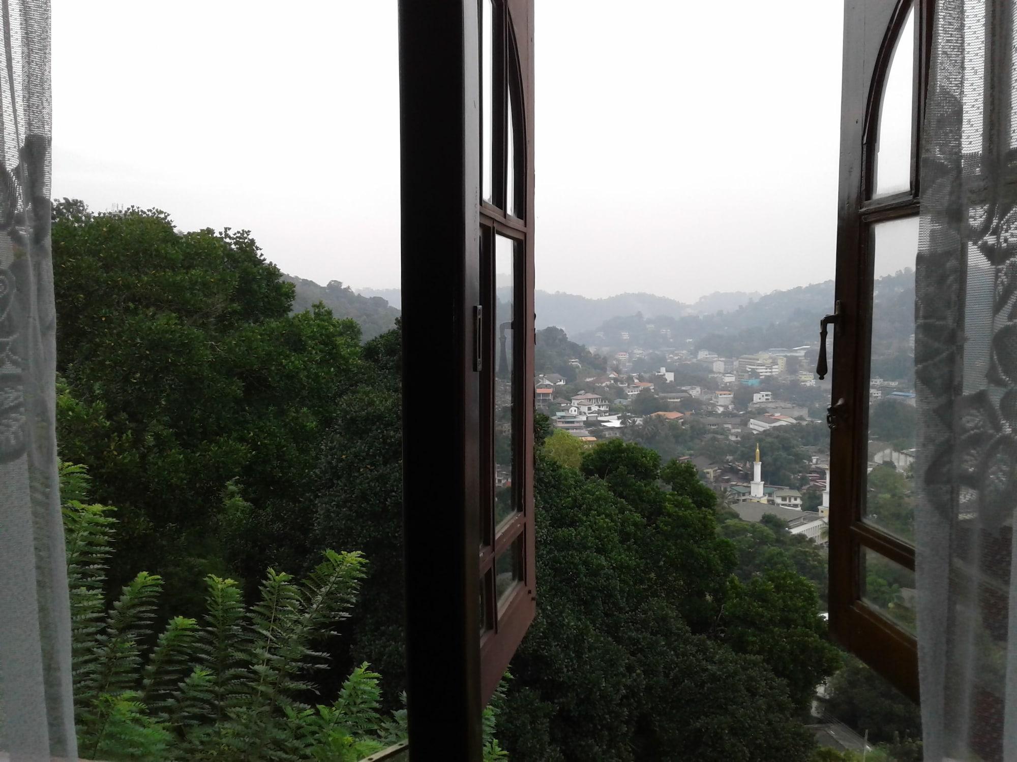 Kandy View Garden Hotel Екстериор снимка