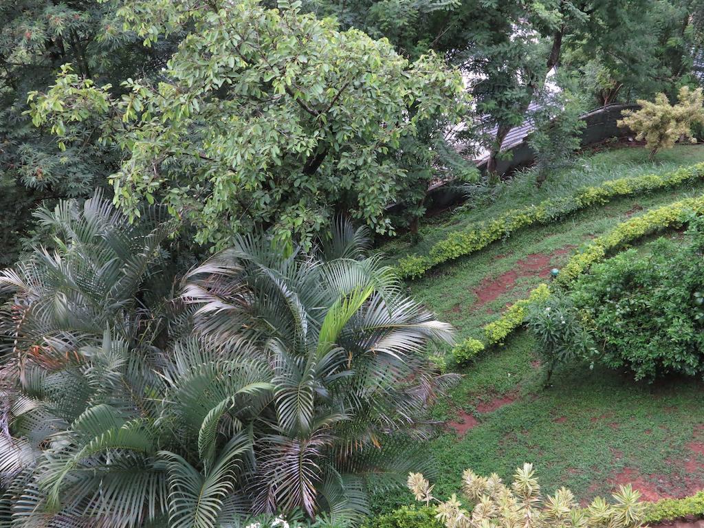 Kandy View Garden Hotel Екстериор снимка
