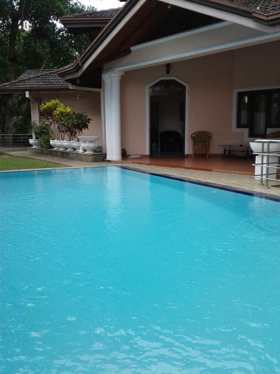 Kandy View Garden Hotel Екстериор снимка