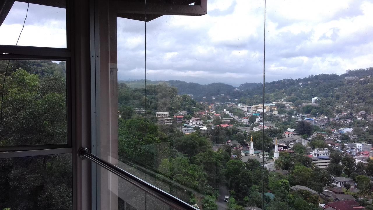 Kandy View Garden Hotel Екстериор снимка