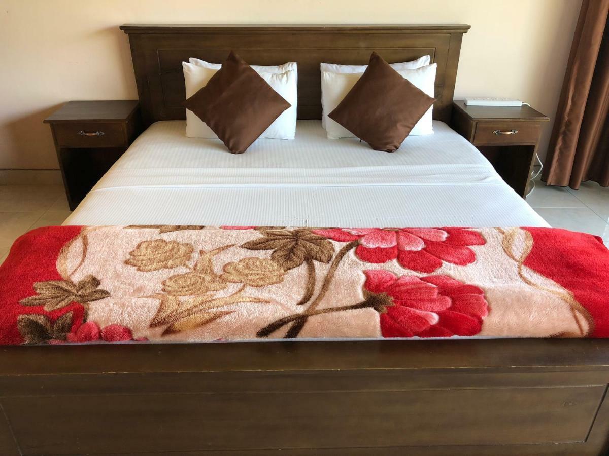 Kandy View Garden Hotel Екстериор снимка