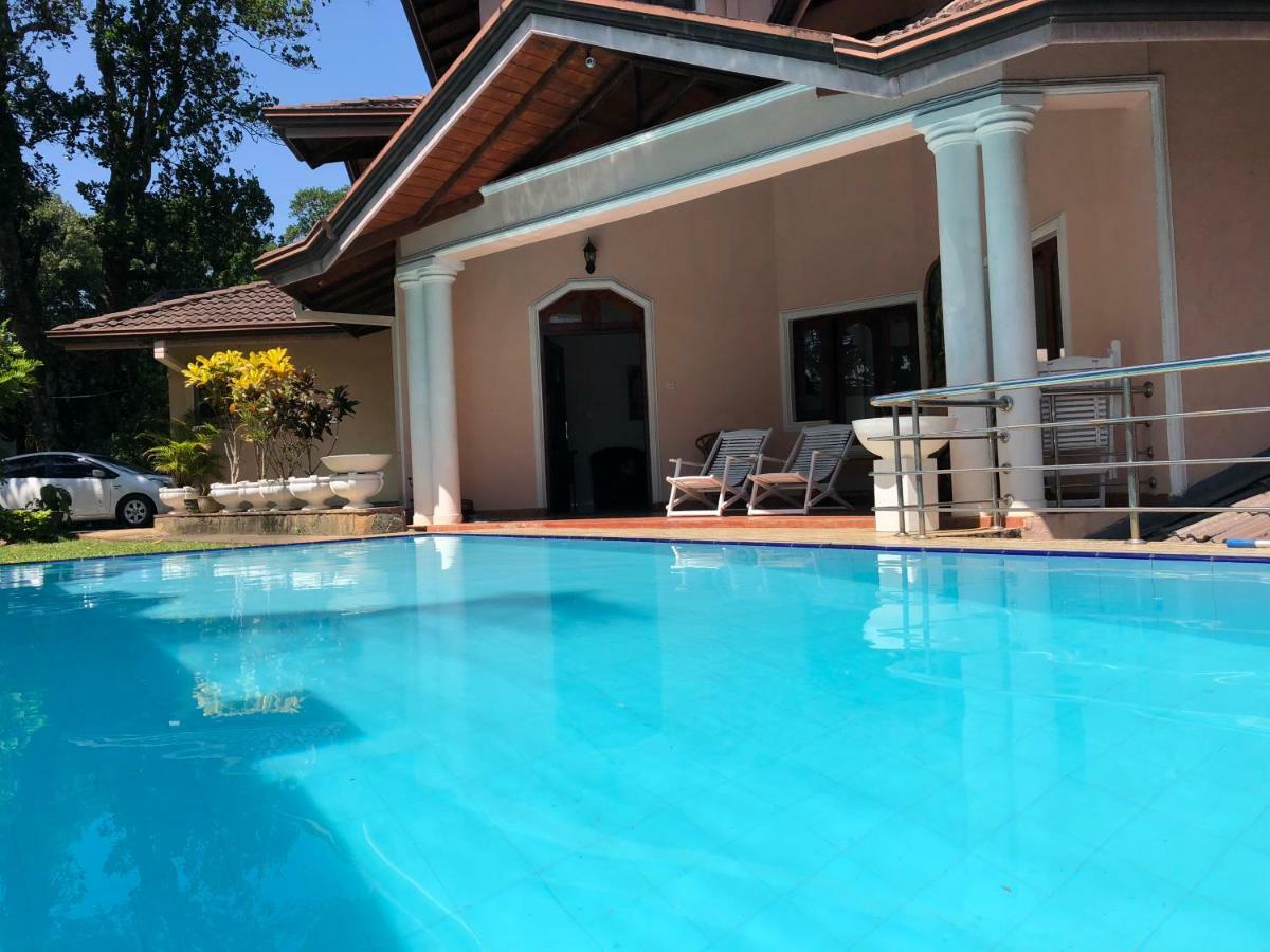 Kandy View Garden Hotel Екстериор снимка